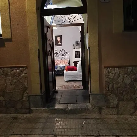 Casa Nica Sul Mare House On The Sea Cefalu